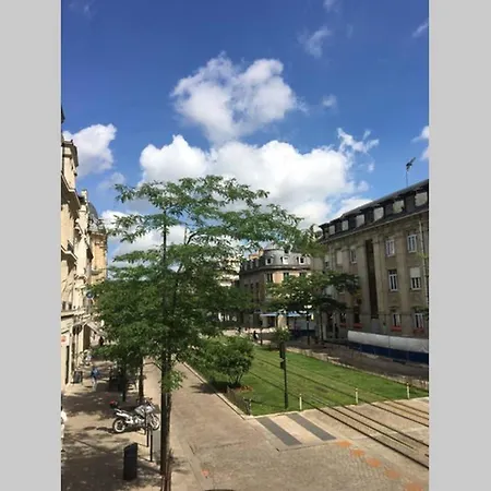 Clovis Luxueux Centre Au Pied De La Cathedrale Reims
