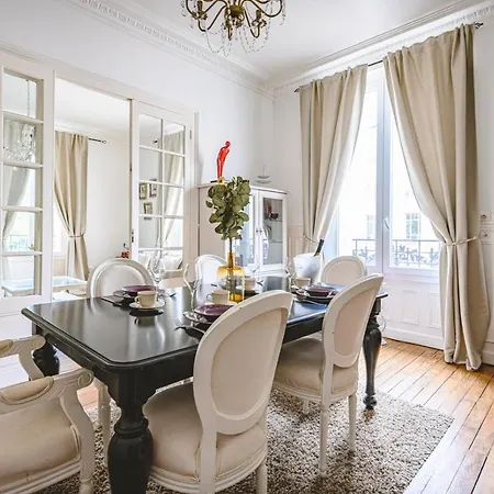 Clovis Luxueux Centre Au Pied De La Cathedrale Appartement Reims
