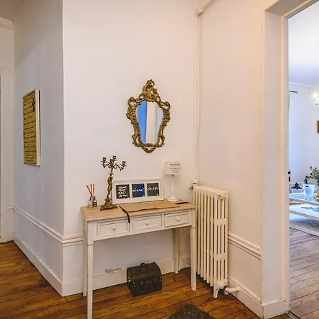 Appartement Clovis Luxueux Centre Au Pied De La Cathedrale Reims