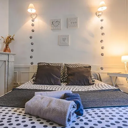 Clovis Luxueux Centre Au Pied De La Cathedrale Appartement Reims